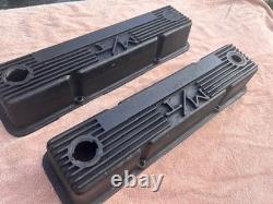 1 pair of Mickey Thompson valve covers for small block Chevy