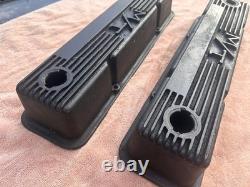1 pair of Mickey Thompson valve covers for small block Chevy