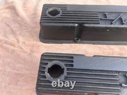 1 pair of Mickey Thompson valve covers for small block Chevy