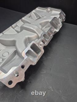 2104 Intake Manifold for Small Block Chevy GMC 262-400 V8 Performer 87-95 2104 Intake Manifold for Small Block Chevy GMC 262-400 V8 Performer 87-95