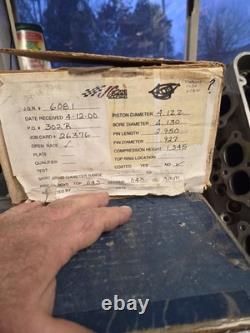 BME Small Block Chevy Sb2.2 Pistons BRAND new For 4.130 Bore