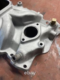 Edelbrock 5001 Torker II 2 Aluminum Intake Manifold Small Block Chevy 350 sbc