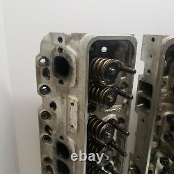 Edelbrock 61905 Performer LT1 Cylinder Heads Pair, Chevy 5.7L LT1