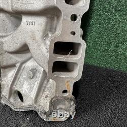 Edelbrock 7101 1955-1986 Small Block Chevy PERFORMER RPM Dual Plane Intake