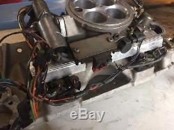 Edelbrock Fuel Injection Set Up For Small Block Chevy SB Pro Flow