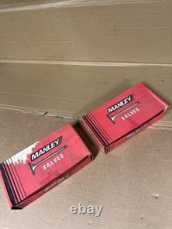 Manley 2.02 / 1.600 Race Flo Intake/Exhaust Valves Small Block Chevy 11566-8