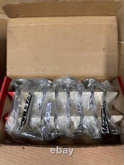 Manley 2.02 / 1.600 Race Flo Intake/Exhaust Valves Small Block Chevy 11566-8