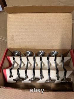 Manley 2.02 / 1.600 Race Flo Intake/Exhaust Valves Small Block Chevy 11566-8