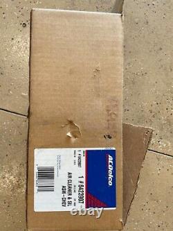 NOS GM Open Element Air Cleaner Factory High Performance 4 Barrel Carb 6423907