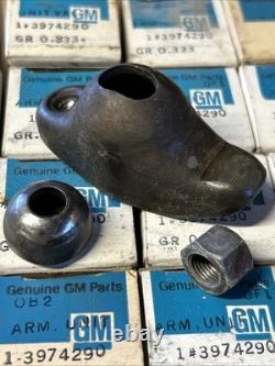 NOS OEM CHEVY SMALL BLOCK ROCKER ARMS (16) GM 3974290 with Balls Nuts & Boxes