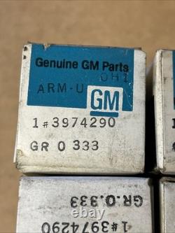 NOS OEM CHEVY SMALL BLOCK ROCKER ARMS (16) GM 3974290 with Balls Nuts & Boxes