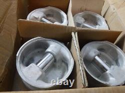 Set of 8 Mahle Small Block Chevy 5.7L (350cid) V8 CORVETTE Pistons, 2752.030IN
