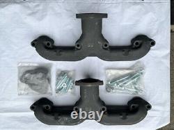 Small Block Chevy 283-350 Ram Horn Exhaust Manifold 2 1/2 COLLECTOR