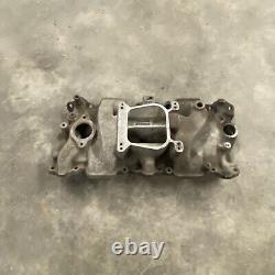 Small block Chevy intake 701r-38 300-38