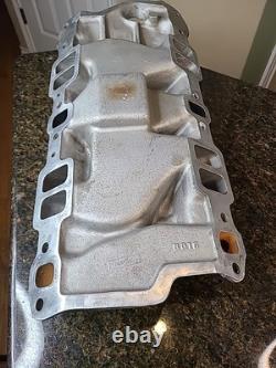 WEIAND Stealth 8016 Aluminum Intake Manifold SBC Small Block Chevy 4 Barrel Carb